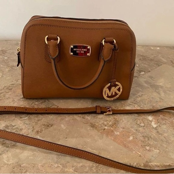 Michael Kors Satchel Purse - Picture 1 of 8
